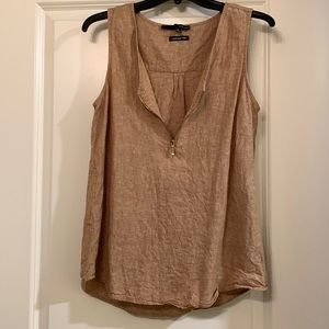 Harve benard women’s camel-colored top. Size: M. Washable linen & cotton blend